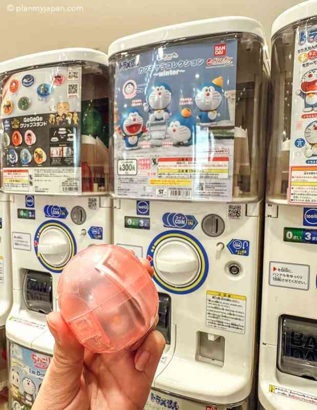 japan-gachapon-5-619x800_800x.jpg