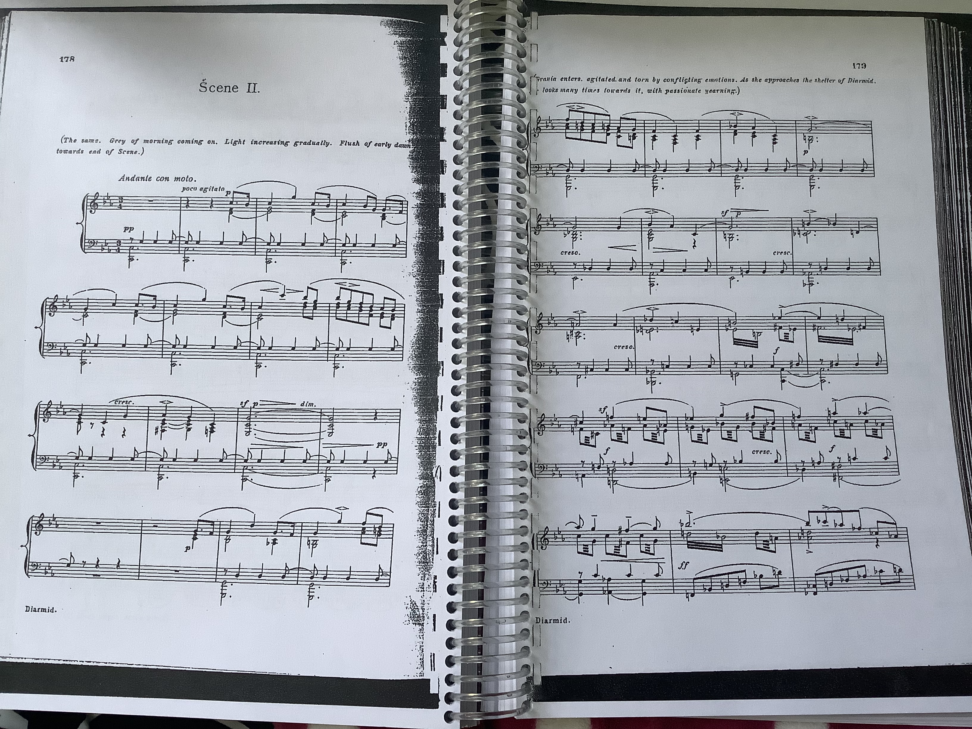 diar_act3scene2_1
first pages of act 3 scene 2 from the shitty obscure scottish diarmuid opera
